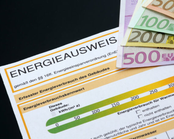 Energieausweis: Energieeffizienz lohnt sich bei Kaufpreisen und Mieten